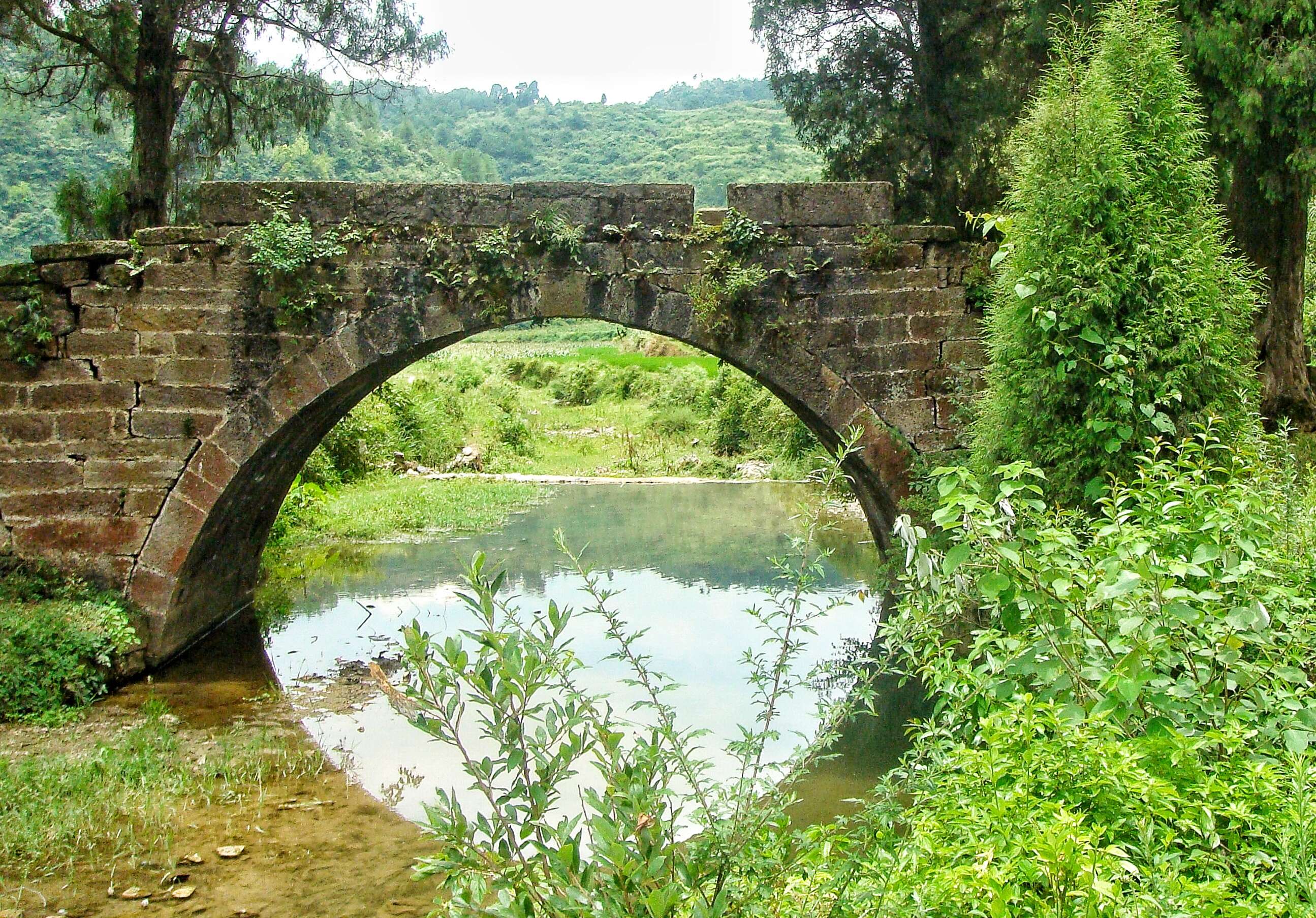 红军桥1.jpg 红军桥1.jpg